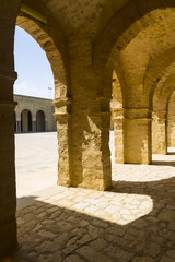Fototapeta na wymiar Old Main Moscue Mahdia w Tunezji