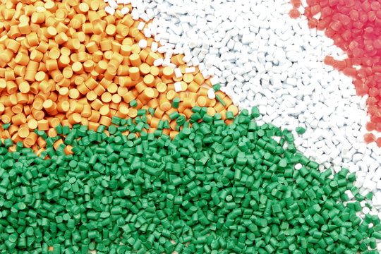 Granelli di plastica colorata