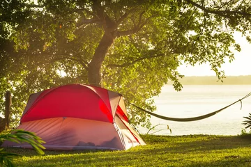 Afwasbaar Fotobehang Kamperen Tent op de camping
