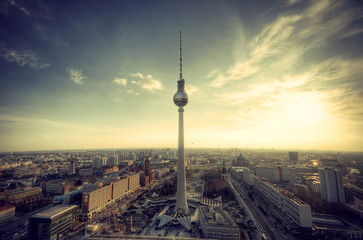 Fototapeta premium Panoramiczny widok na Berlin z hotelu Park Inn w stylu vintage
