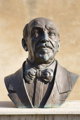 Bronze statue of Luigi Pirandello