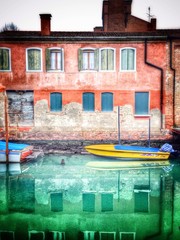 Plakat yellow boat in Venice