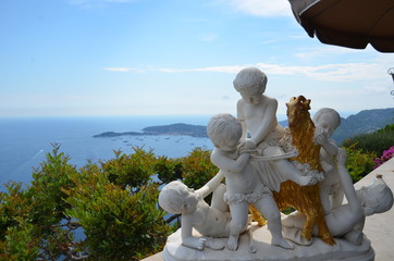 Terrasse avec vue sur la mer, Eze village