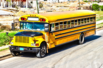 Obraz na płótnie Canvas Old American bus