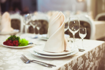 Restaurant serving