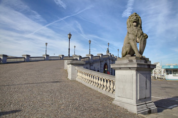 Fototapeta na wymiar Lion statue on Steenplein, Antwerp, Belgium.