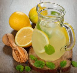 Fresh lemonade with mint