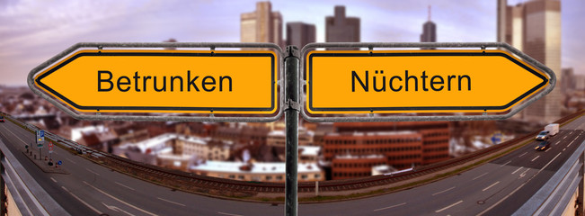 Strassenschild 13 - Nüchtern