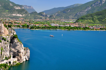 Lago di Garda, largest Italian lake,North Italy
