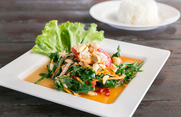 Spicy green salad