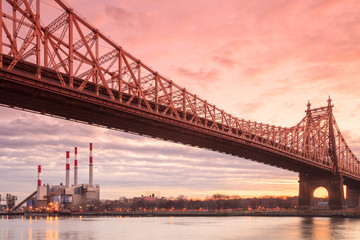 Sunrise at the Queen Bridge