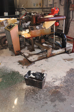 Diesel spillage with absorbent pads and granules