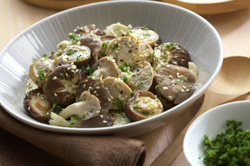 mushroom grilled and sesame sauce