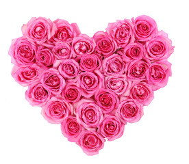 Obraz na płótnie Canvas Różowy róż w kształcie serca samodzielnie na białym tle