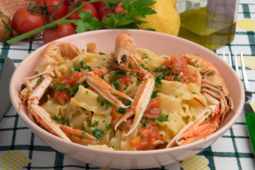 Pasta con gli scampi