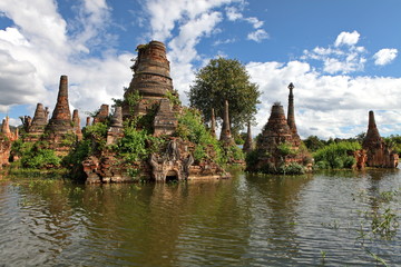 Fototapeta na wymiar Ancient flooded pagodas, Samkar village, Inle lake, Myanmar