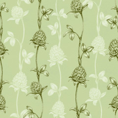Seamless pattern with a clover drawing