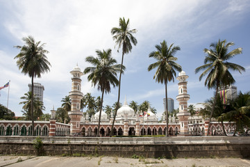 Fototapeta na wymiar Jamek Mosque in Kuala Lumpur