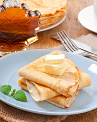 Pancakes with maple syrup