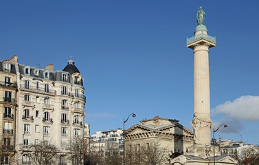 Fototapeta na wymiar colonne place de la nation Paris