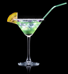 Cocktail Smoothie, with slices of kiwi on a black