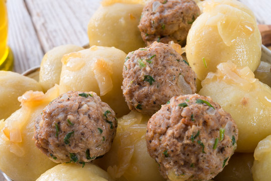 dumplings with meatball