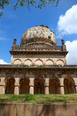 Quli Qutbshahi tombs