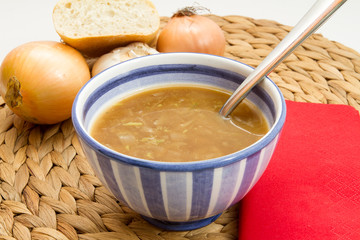 Zwiebelsuppe