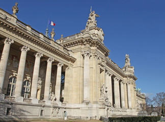 Fototapeta na wymiar Grand Palais à Paris