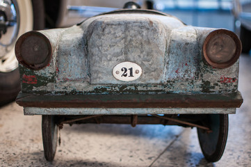 Old racing cart model