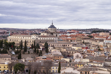 Fototapeta na wymiar Toledo, imperial city. View from the wall, roof of house