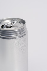 empty can to which waterdrop was attached