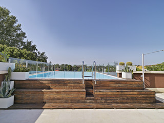 moderna piscina in terrazza - obrazy, fototapety, plakaty