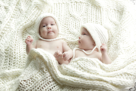 Newborn twins babies