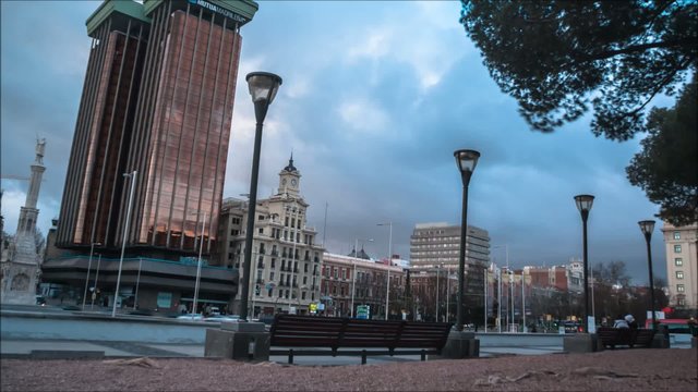 Timelapse - Plaza Colón - Madrid