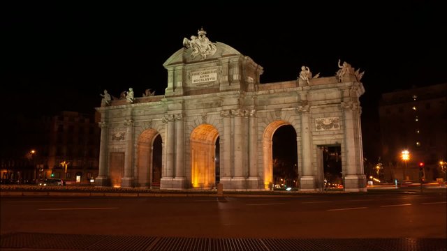 Timelapse - Puerta de Alcalá - Madrid