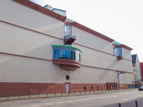 Museum fuer Moderne Kunst