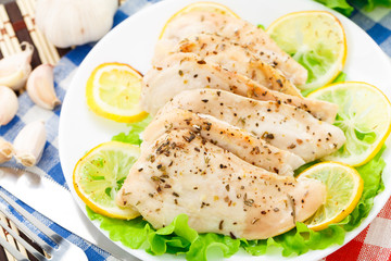 Chicken breast with lemon and garlic