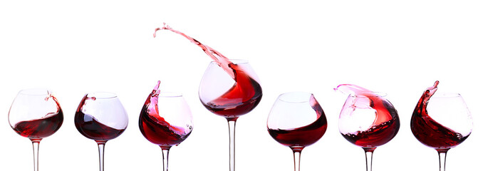 Vin rouge isolé sur blanc