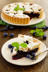 Viennese cake with blueberries and blueberry ice cream.
