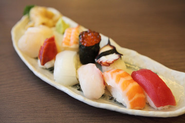 mix sushi
