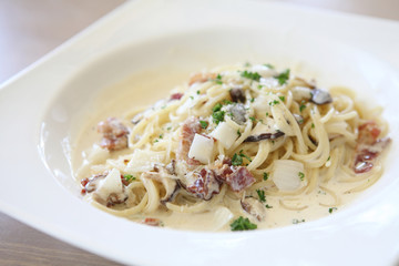 Spaghetti Carbonara with bacon and cheese