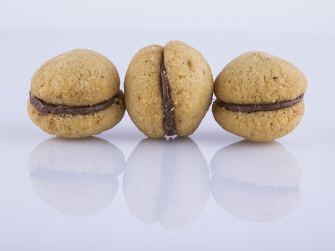 baci di dama alla nocciola