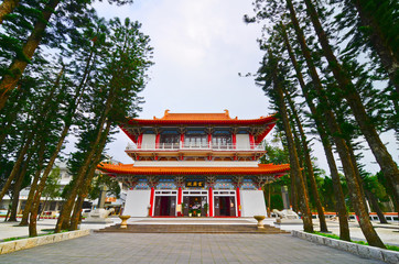 Obraz premium Temple near Sun Moon Lake in Taiwan