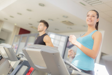 Young woman training in the gym