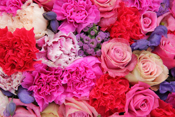 Bridal decorations in different shades of pink and purple
