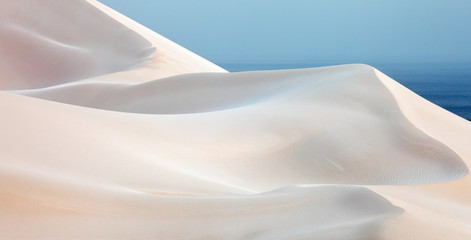 Zandwoestijnduinen van het eiland Socotra