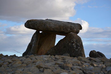 Dolmen © uzkiland