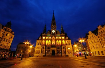 Fototapeta na wymiar Liberec Rathaus Nacht - Liberec townhall night 02