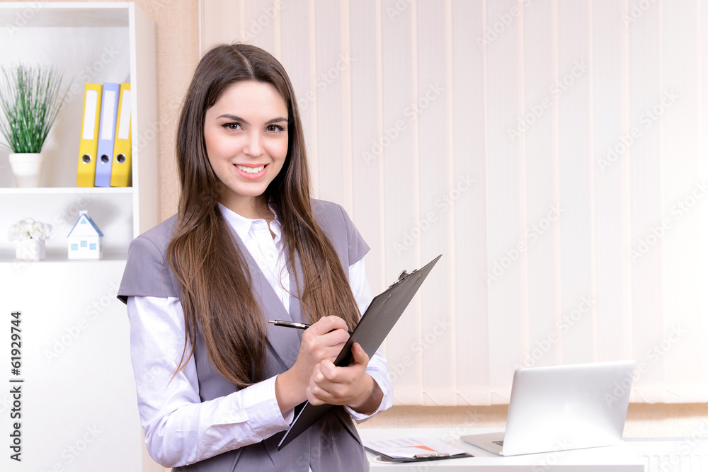 Wall mural Business woman at office